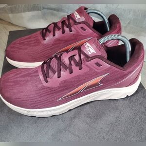 Altra Womens Rivera Road Running Shoes Maroon Rose, Coral, White SIZE 11